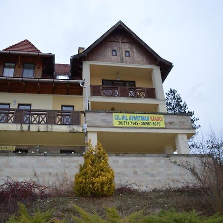 Chill Hill Apartment Egerszalók Екстериор снимка