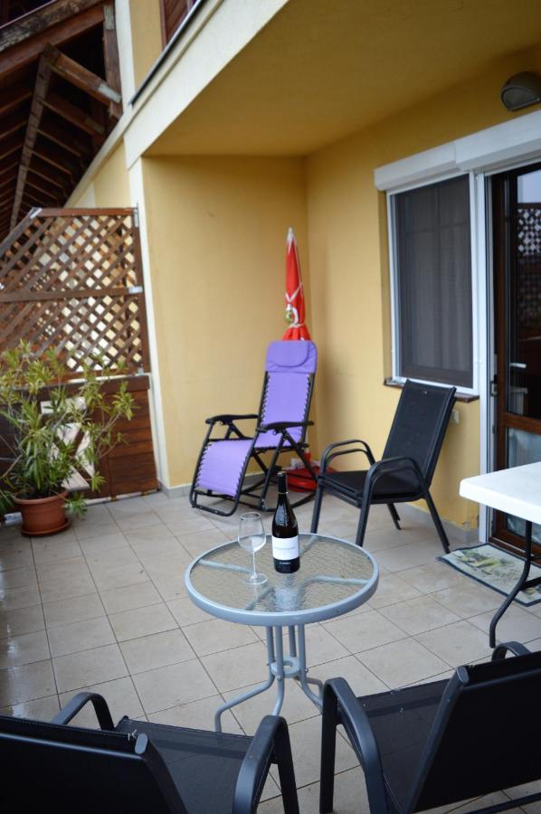 Chill Hill Apartment Egerszalók Екстериор снимка