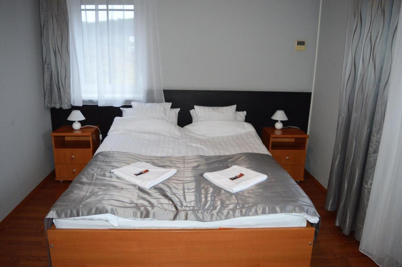 Chill Hill Apartment Egerszalók Екстериор снимка