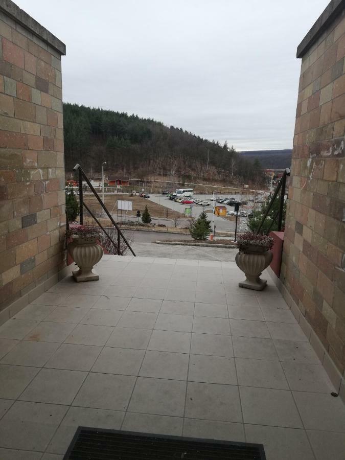 Chill Hill Apartment Egerszalók Екстериор снимка
